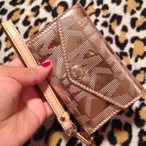 Micheal Kors Wristlet