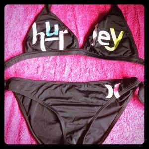 Large black Hurley bathing suit set