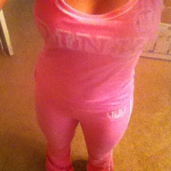 Vs yoga pants