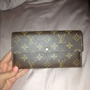 Authentic LV wallet
