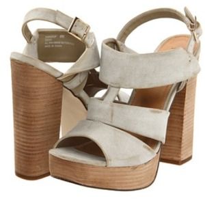 MIA Teardrop Platform Sandal NWT