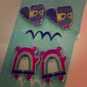 Brand new cute cute earrings set