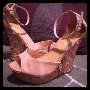 Journey Collection Peach wedges