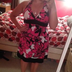 🎉Reduced🎉Halter top flower dress