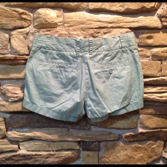 A pair of teal j crew shorts in great condition! - Picture 1 of 3