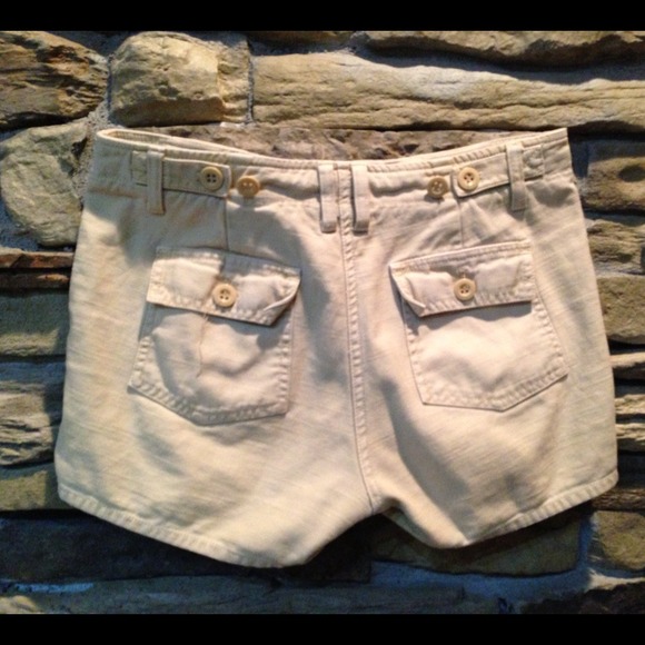 Size 2 khaki j crew shorts - Picture 2 of 3