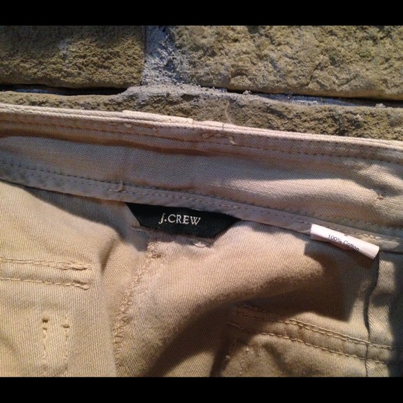 Size 2 khaki j crew shorts - Picture 3 of 3