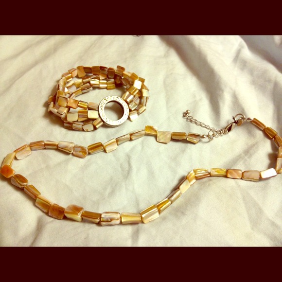 " Sand stone" from the premier designs jewelry! - Picture 1 of 2