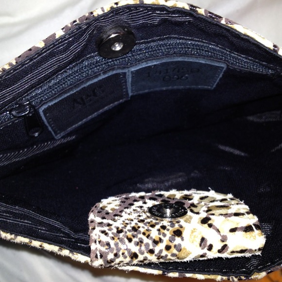 Faux Leather small bag - Picture 4 of 4