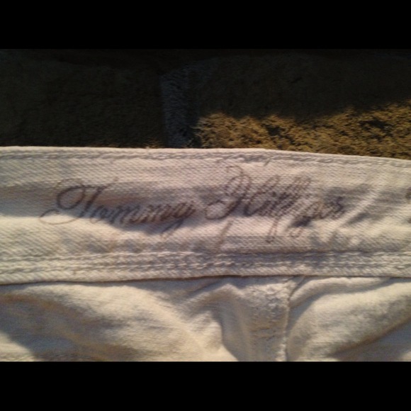 White size 2 jean Tommy Hilfiger shorts - Picture 4 of 4