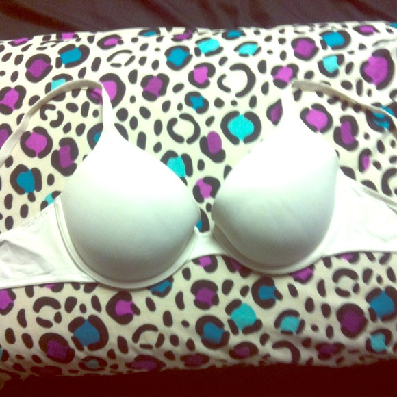 SOLD Victoria secret pink white bra