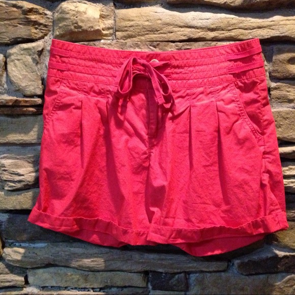 Size 0 banana republic hot pink shorts - Picture 1 of 3