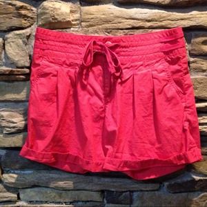 Size 0 banana republic hot pink shorts