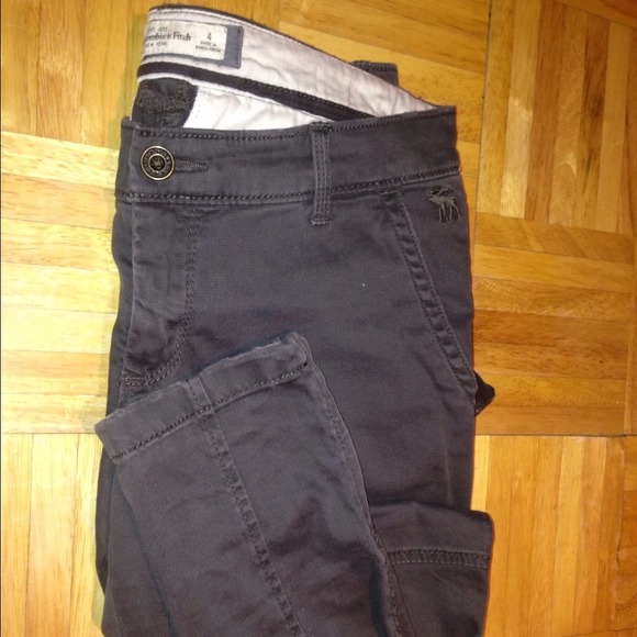 Abercrombie & Fitch skinny zippers grey pants 4