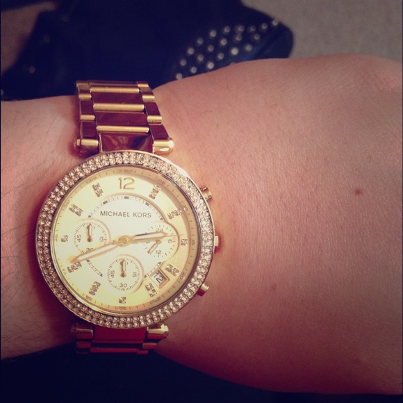 Michael kors gold watch