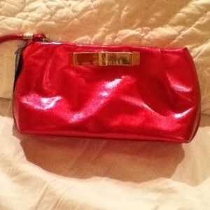 ❌Traded❌Hot pink Victoria's Secret wristlet