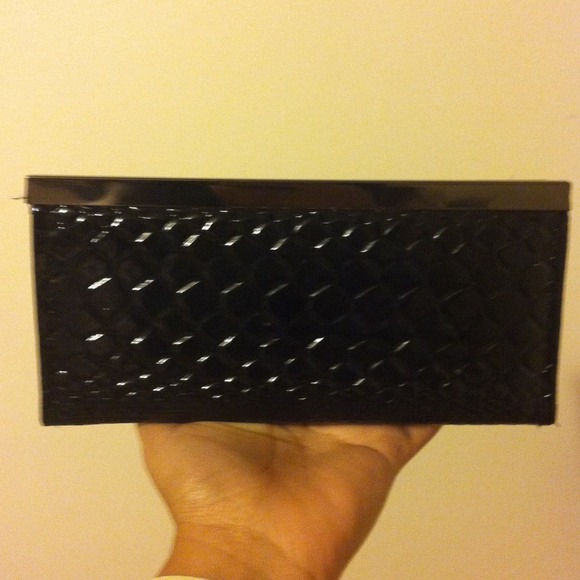 Wallet - Picture 3 of 3