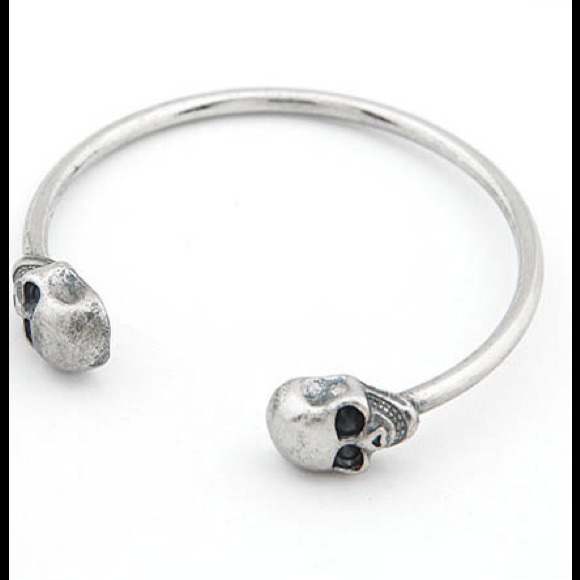 Skull open Bracelet