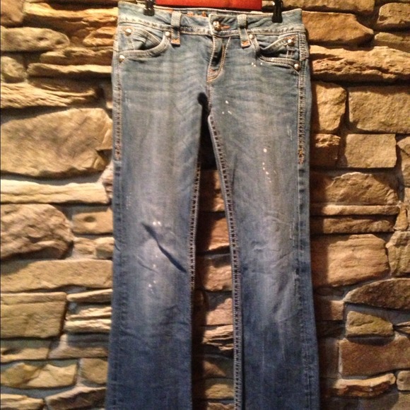 Size 29 rock revival jeans - Picture 4 of 4