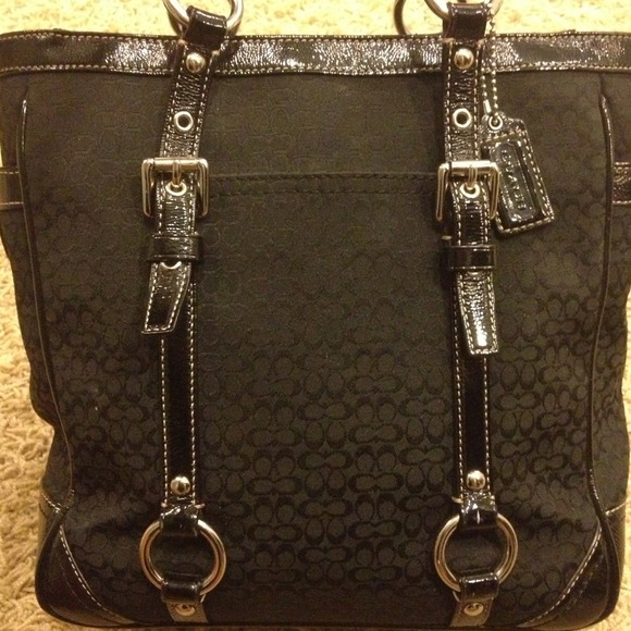 💯% Authentic Coach handbag - Picture 2 of 4