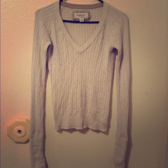 American eagle sweater