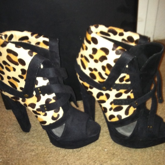 Brand new cheetah heels