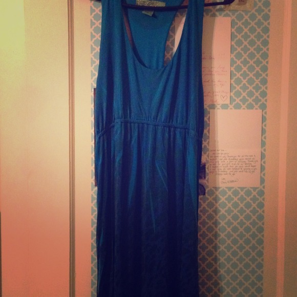 Floor length blue leopard print dress!