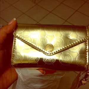 Mk iPhone wallet for the iPhone 3 and 4