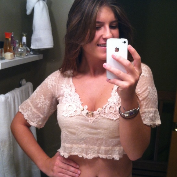 ❌SOLD IN BUNDLE - Picture 4 of 4