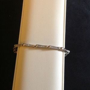 *Partial Trade***14K gold diamond tennis bracelet