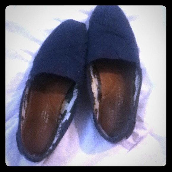 Navy Blue Toms. Size 6/6.5