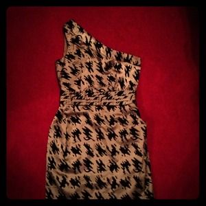 One shoulder dress