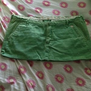 Abercrombie and Fitch Skirt Size 6 Mint