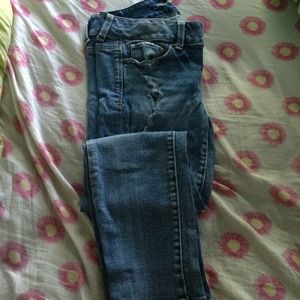 American Eagle Capris Size 2