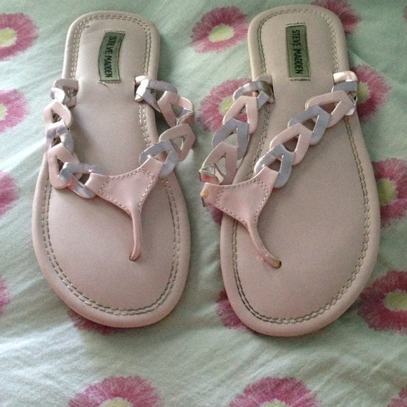 Steve Madden Flip Flops Size 7