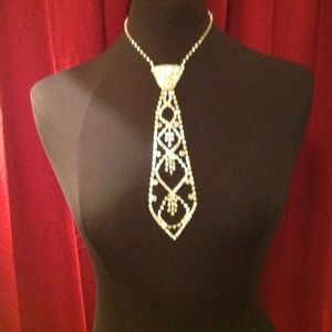 RHINESTONE NECK TIE (NWOT)
