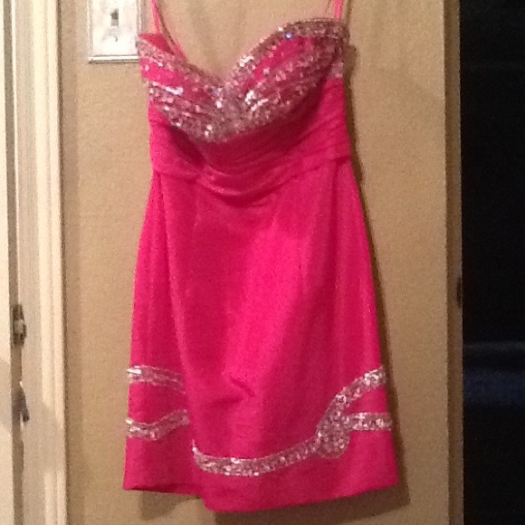 RARE 2 Prom Dresses in 1 - Picture 4 of 5