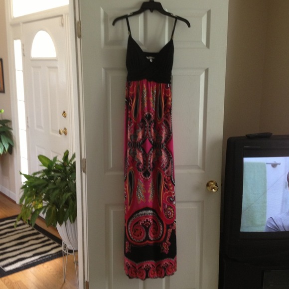 Long dress!! Gorgeous! - Picture 1 of 1