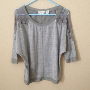 Miss Me Lightweight sweatshirt with lace