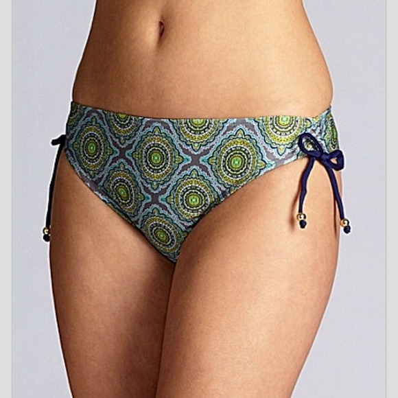 🎀Gianni Bini "Medallion" bikini Bottoms🎀