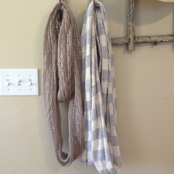 Scarfs!! - Picture 2 of 4