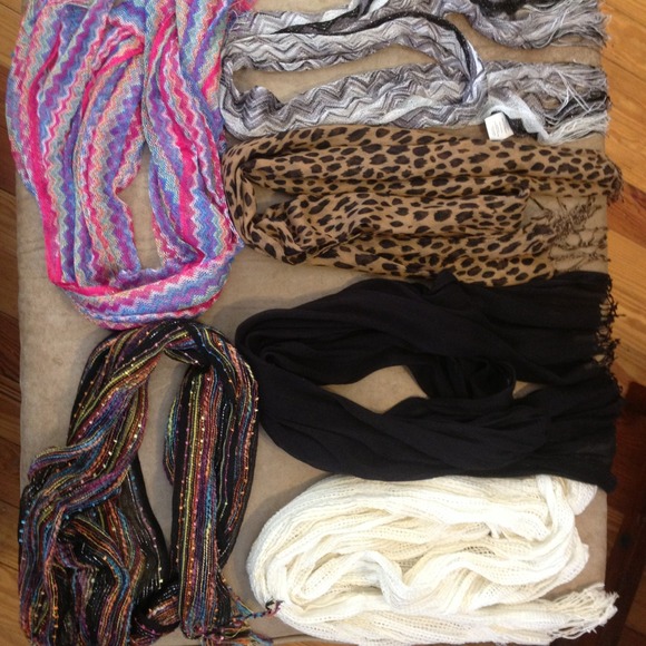 Scarfs!! - Picture 3 of 4