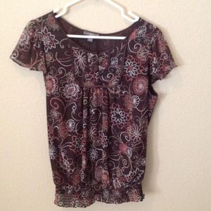 Cute blouse dress it up or wear with jeans.