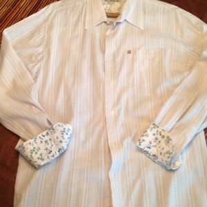 Men's shirt with contrasting cuffs