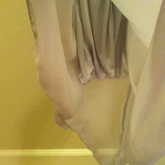 •SOLD• Dress - Picture 2 of 2