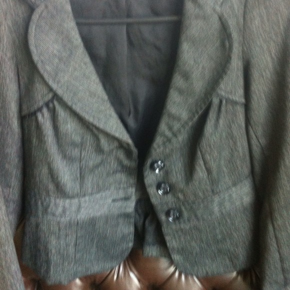 Gray blazer - Picture 2 of 2