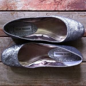 Steve Madden Silver Glitter Flats