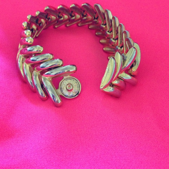 Fish scale bracelet - Picture 3 of 4