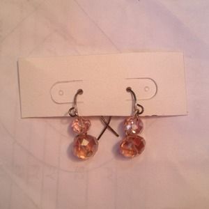 Light pink dangling earrings