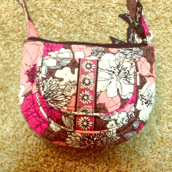 Mocha rouge Vera Bradley ceossbody